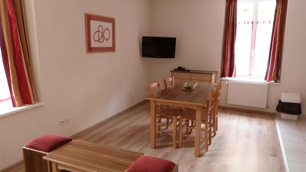 Résidence Maison Blanche Plombières-les-Bains Habitación foto